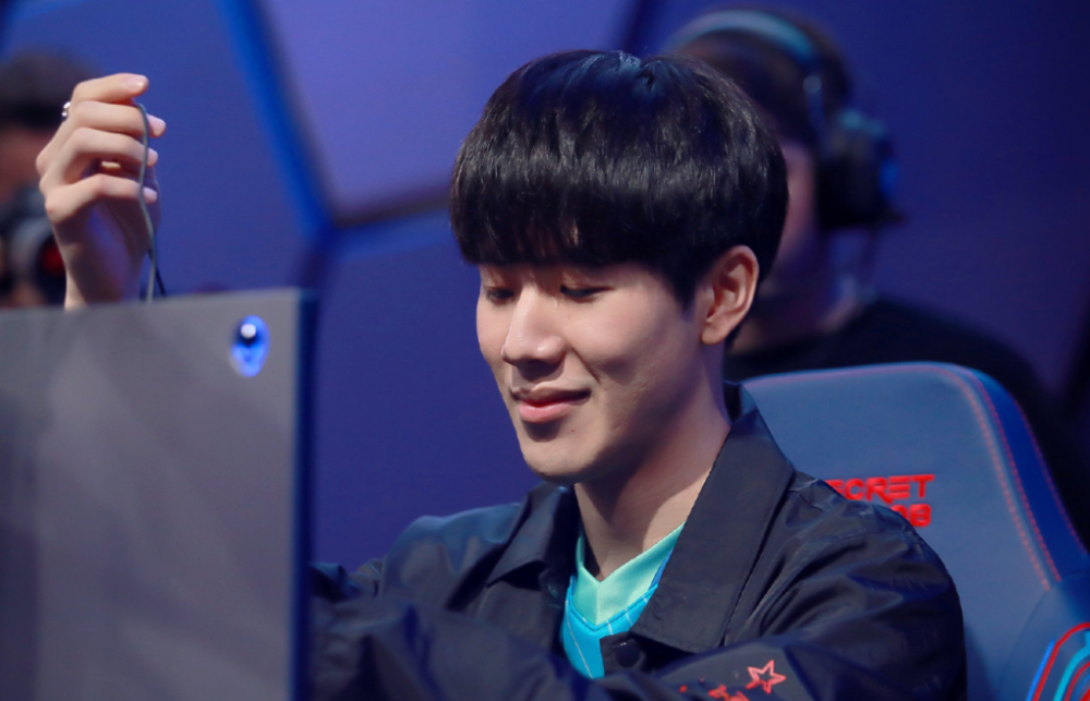 而雄鹰队阵 而雄鹰队阵